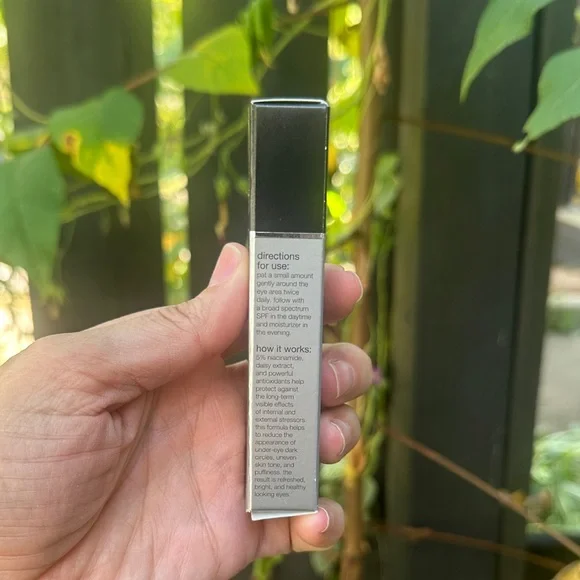 NWT. PCA Skin Vitamin B3 Eye Brightening Cream - Picture 4 of 6